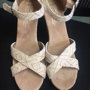 Toms wedges